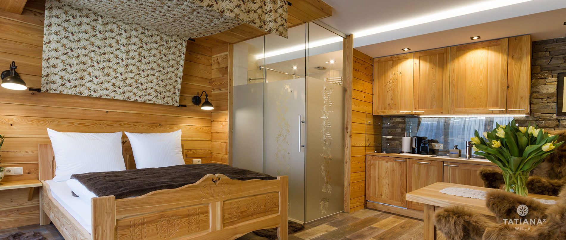 Apartament Modrzewiowy- aneks kuchenny, salon
